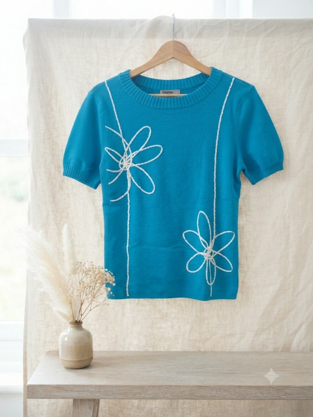 Girls' Blue Short-Sleeve Floral Sweater Top
